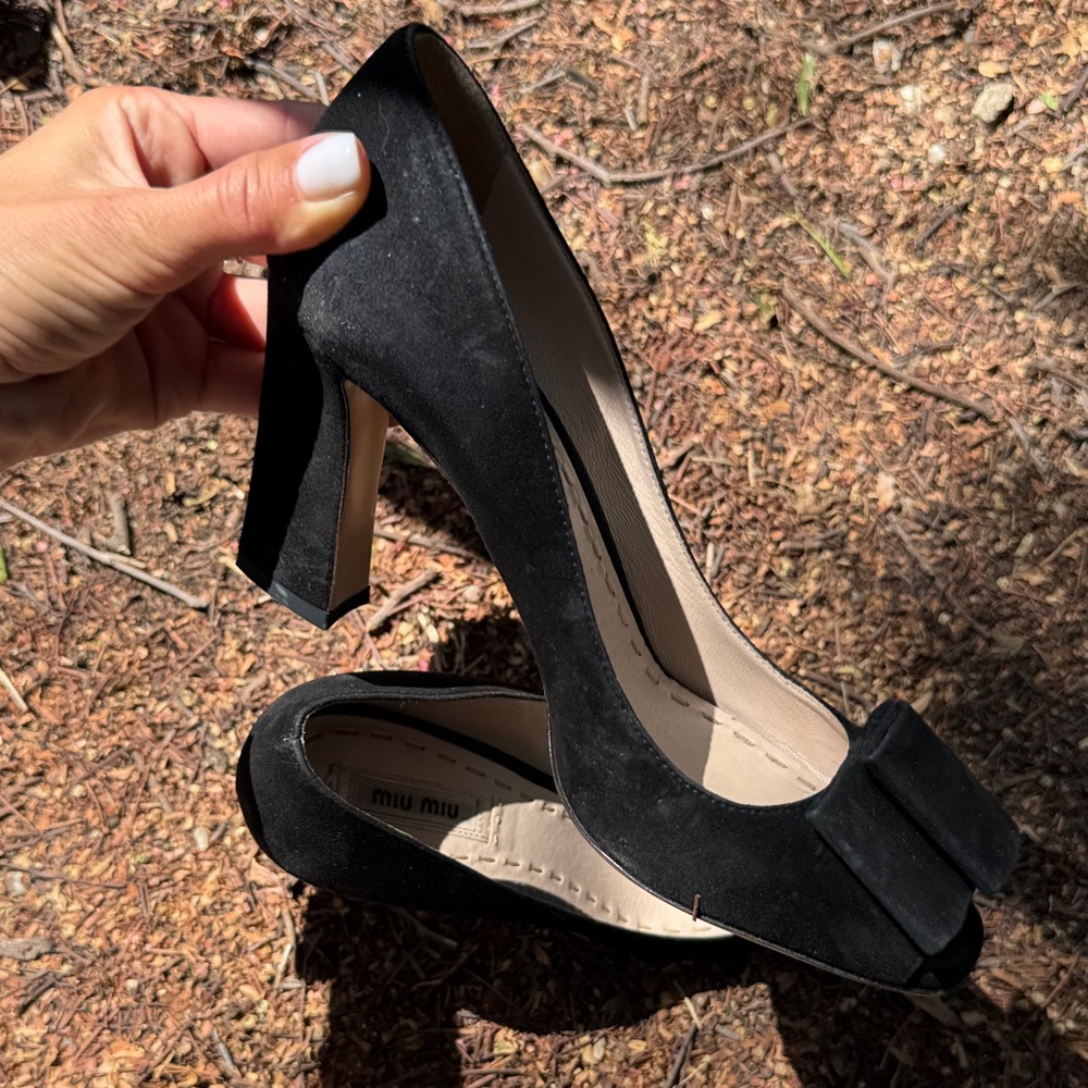 Miu Miu Black Bow Peep-Toe Heels - Picture 9 of 10
